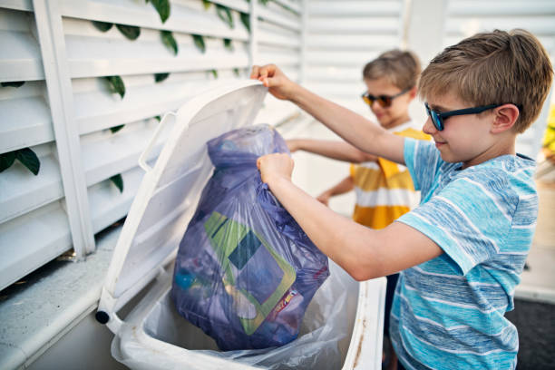 Best Trash Removal Near Me  in Hurricane, WV