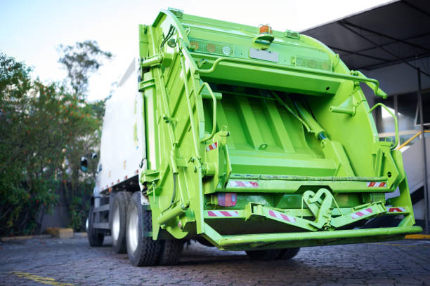 Best Yard Waste Removal  in Hurricane, WV